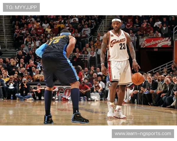 NBA赛季精彩回顾：超级巨星对决与球队策略的完美碰撞