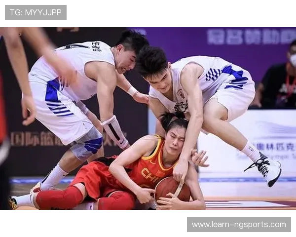 中国篮球队奋力拼搏战胜强敌，晋级国际赛事四强再创历史新篇章